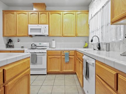 8978 Silver Bay Way, Sacramento, CA 95829 Photo