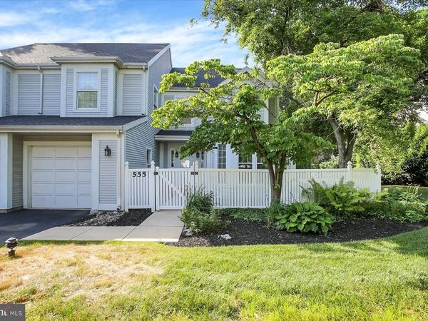 555 S 3RD STREET, LEMOYNE, PA 17043