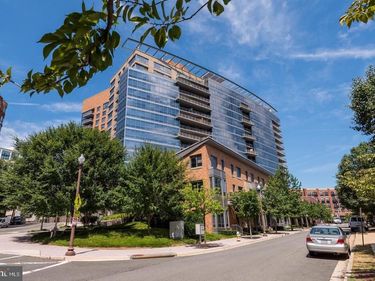 2001 15TH STREET N, Unit 1001, ARLINGTON, VA 22201