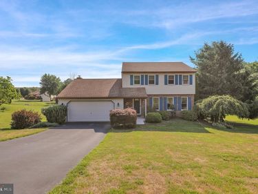 19 SAGE DRIVE, READING, PA 19608