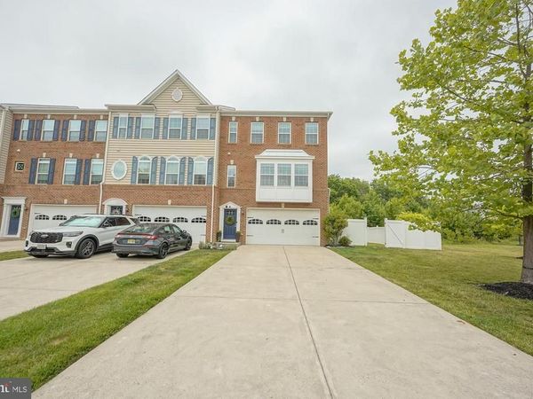 1 ISABELLE COURT , MARLTON, NJ 08053