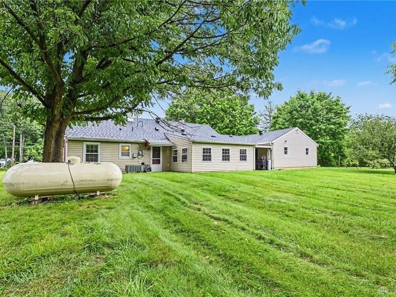 4854 Scarff Road, Bethel Township, OH 45344 Photo 23