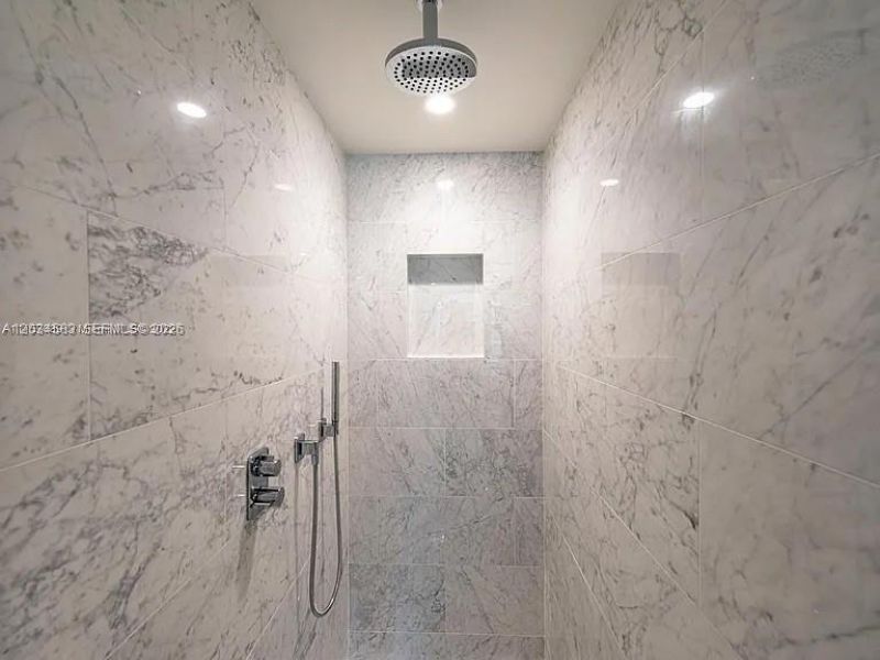 1000 Brickell Plz , Unit 3509, Miami, FL 33131 Photo