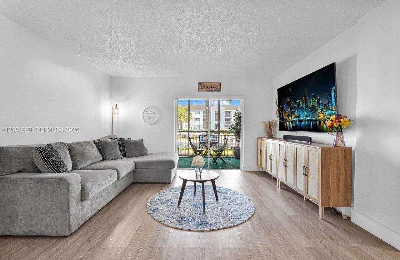 8680 SW 212th St , Unit 105, Cutler Bay, FL 33189 Photo