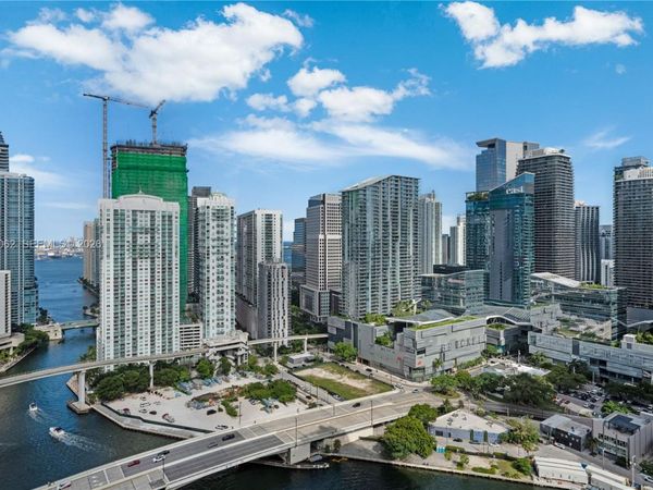 90 SW 3rd St , Unit 3511, Miami, FL 33130