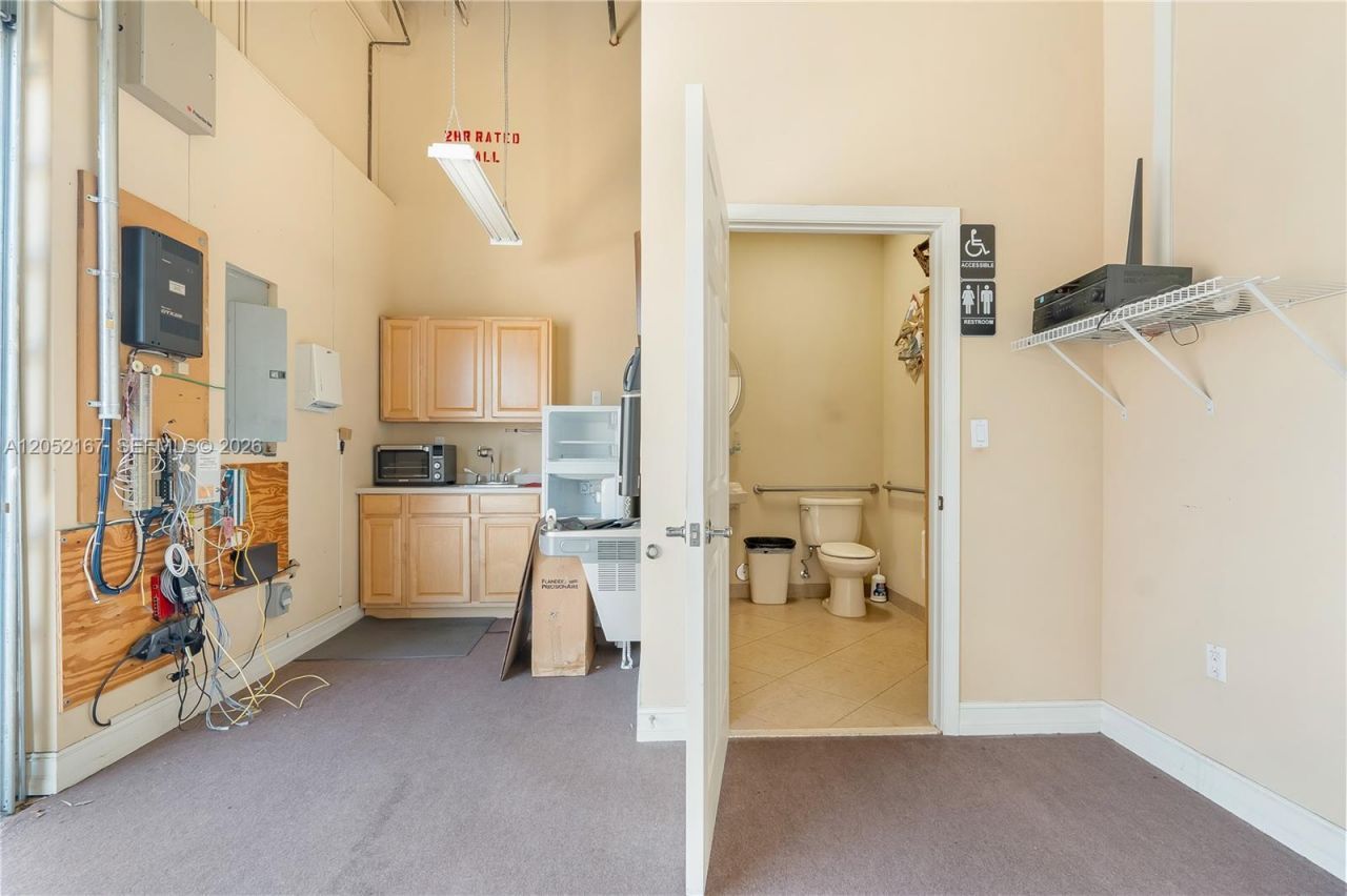 2455 Quantum Blvd , Boynton Beach, FL 33426 Photo