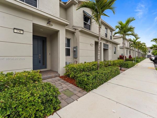 336 NW 8th Ct , Pompano Beach, FL 33060