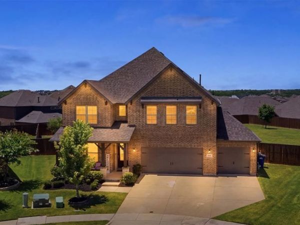 502 Big Bend Drive, Fate, TX 75087