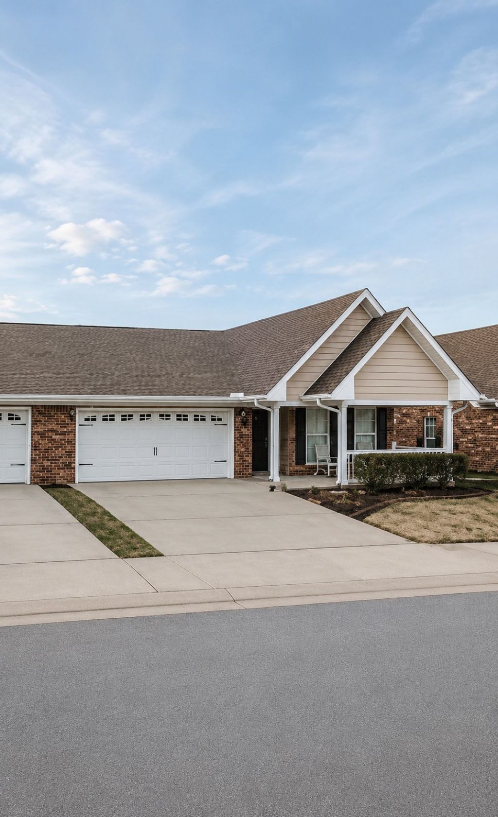 439 Village Green Cir, Murfreesboro, TN 37128 Main Photo