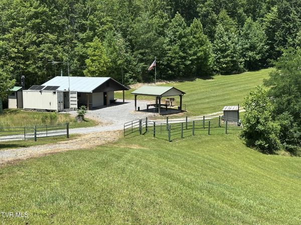 348 Coalpit Branch Drive, Dungannon, VA 24245