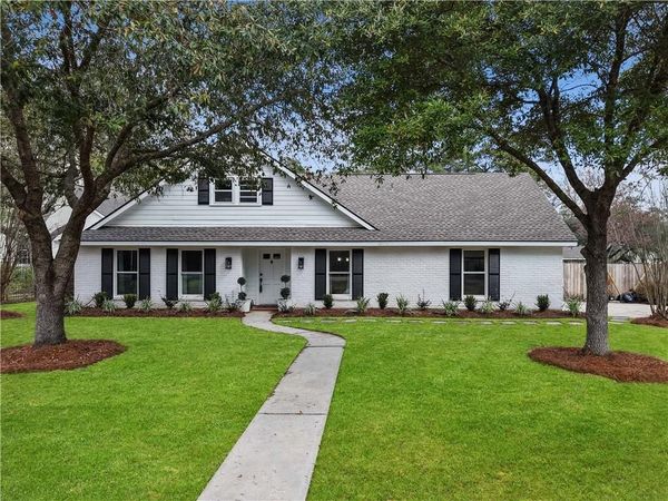 1012 W 11TH Avenue , Covington, LA 70433