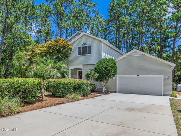71 Glenwood Drive , Southport, NC 28461
