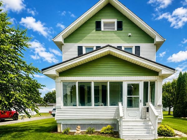 402 E. Irving St., Bucyrus, OH 44820