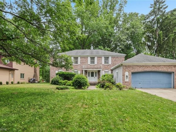 5611 Goodman Drive , North Royalton, OH 44133