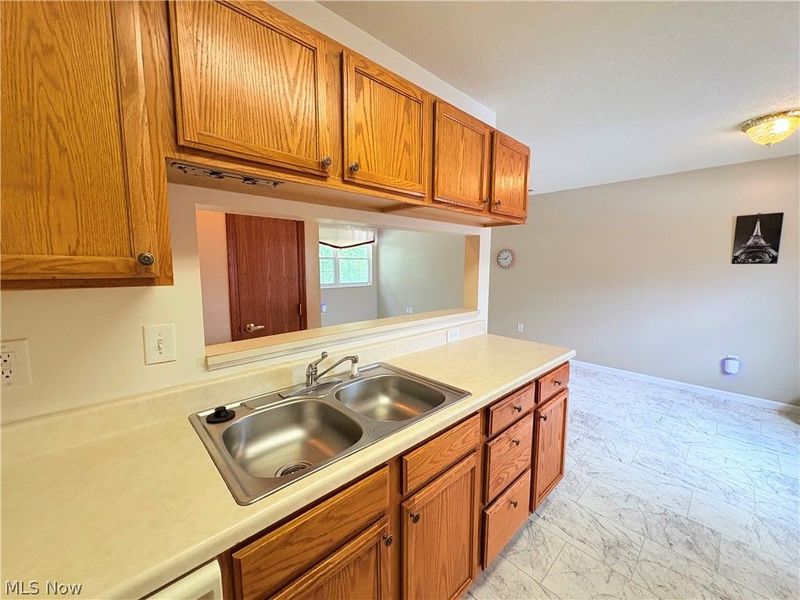 3662 Colony Hill Drive, Zanesville, OH 43701 Photo 10