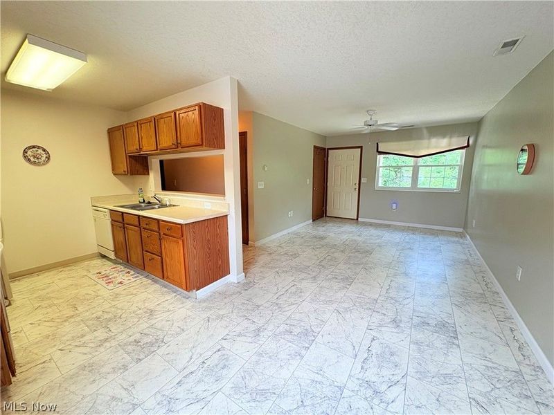 3662 Colony Hill Drive, Zanesville, OH 43701 Photo 6