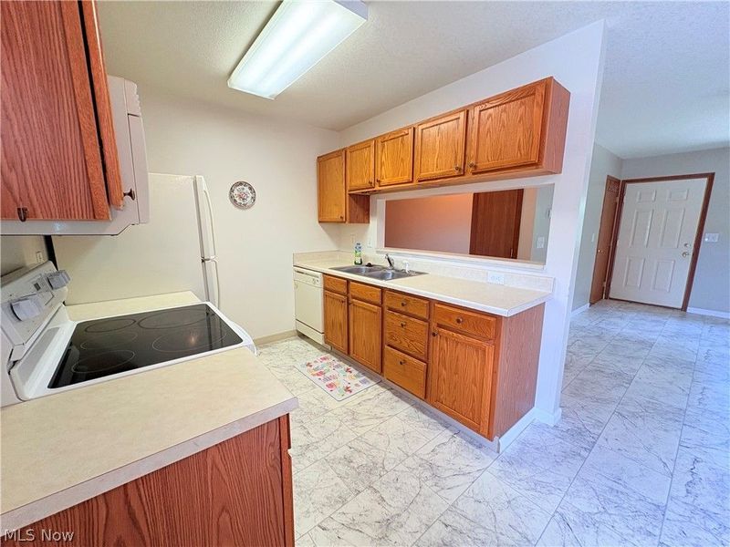 3662 Colony Hill Drive, Zanesville, OH 43701 Photo 7