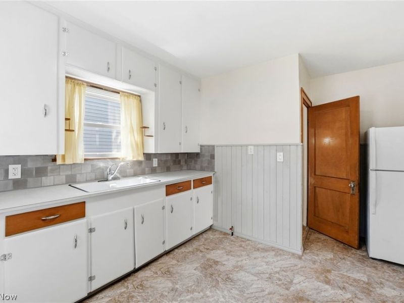 3405 W 130th Street, Cleveland, OH 44111 Photo 11