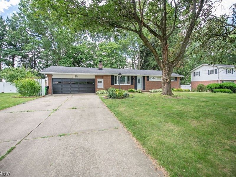 916 Marion Avenue NW, Massillon, OH 44646 Photo 1