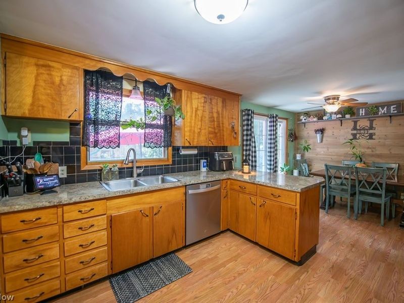 916 Marion Avenue NW, Massillon, OH 44646 Photo 16