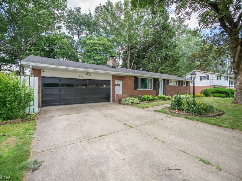 916 Marion Avenue NW, Massillon, OH 44646 Photo 2