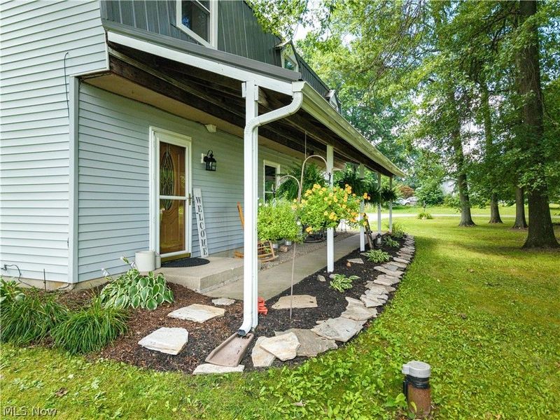 5504 Donner Drive , New Franklin, OH 44216 Photo 2