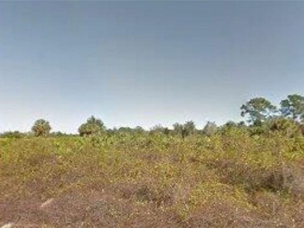 638 Myrna CT, LEHIGH ACRES, FL 33972