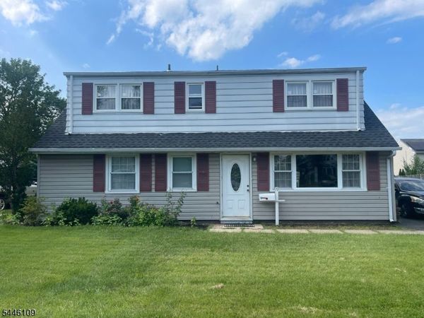 19 W Francis St, Woodbridge, NJ 08830