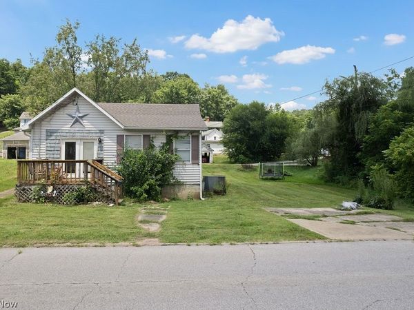 909 Camden Avenue, Parkersburg, WV 26101