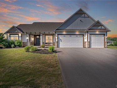 221 Lexi Lane, Baldwinsville, NY 13027