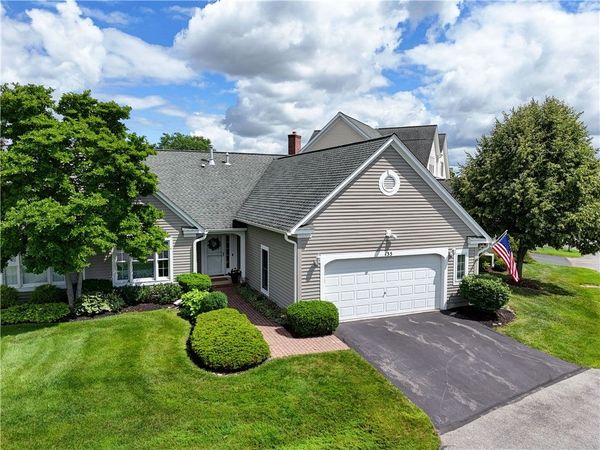135 Lakeview Way, Canandaigua, NY 14424