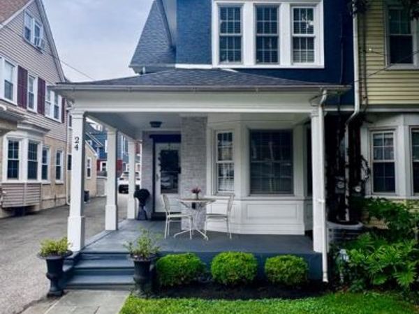 24 THOMAS, BRYN MAWR, PA 19010