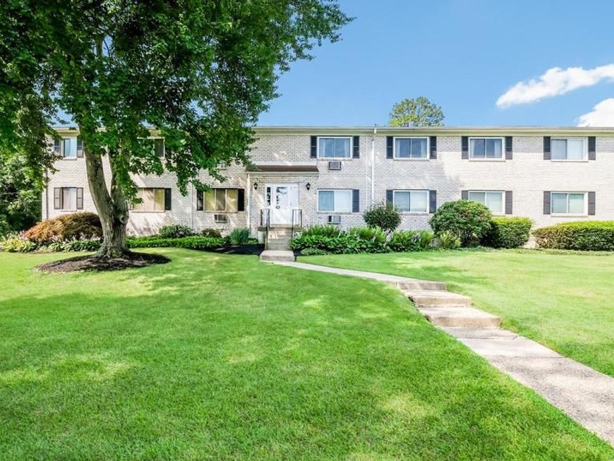 26 Park Avenue, Unit A14, Chalfont, PA 18914 Main Photo