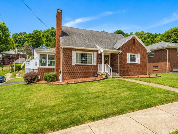 901 Duff Avenue, Clarksburg, WV 26301