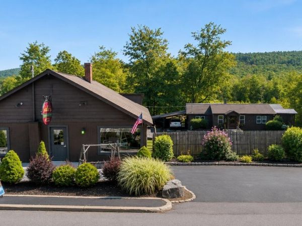 72 State Route 9N, Ticonderoga, NY 12883