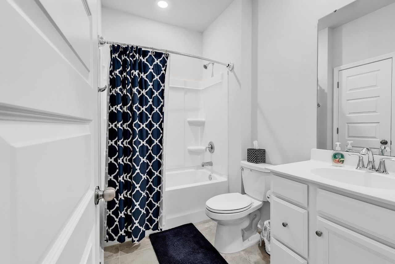 776 Harrison Mill St. Photo 15