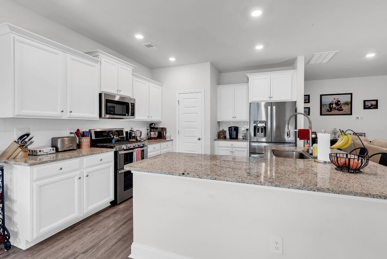 776 Harrison Mill St. Photo 40