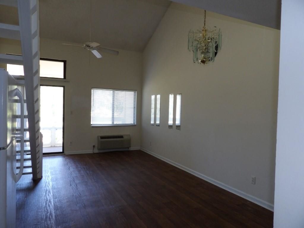1100 Possum Trot Rd.  Photo 5