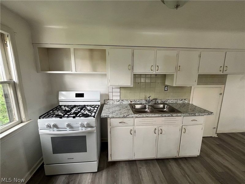 3542 W 119th Street, Cleveland, OH 44111 Photo 12