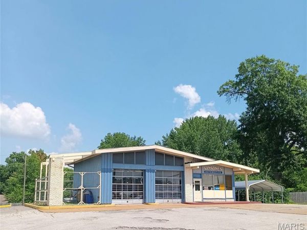 12600 Lusher Road, Florissant, MO 63033