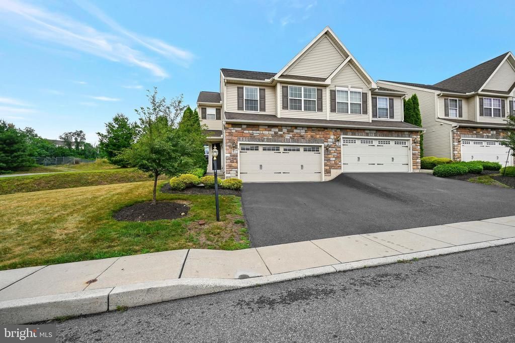 5 E ABBY LANE , SCHUYLKILL HAVEN, PA 17972