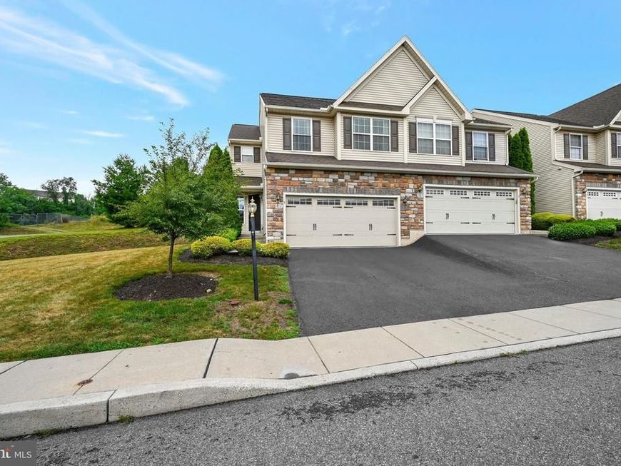 5 E Abby Lane, Schuylkill Haven, PA 17972 Main Photo