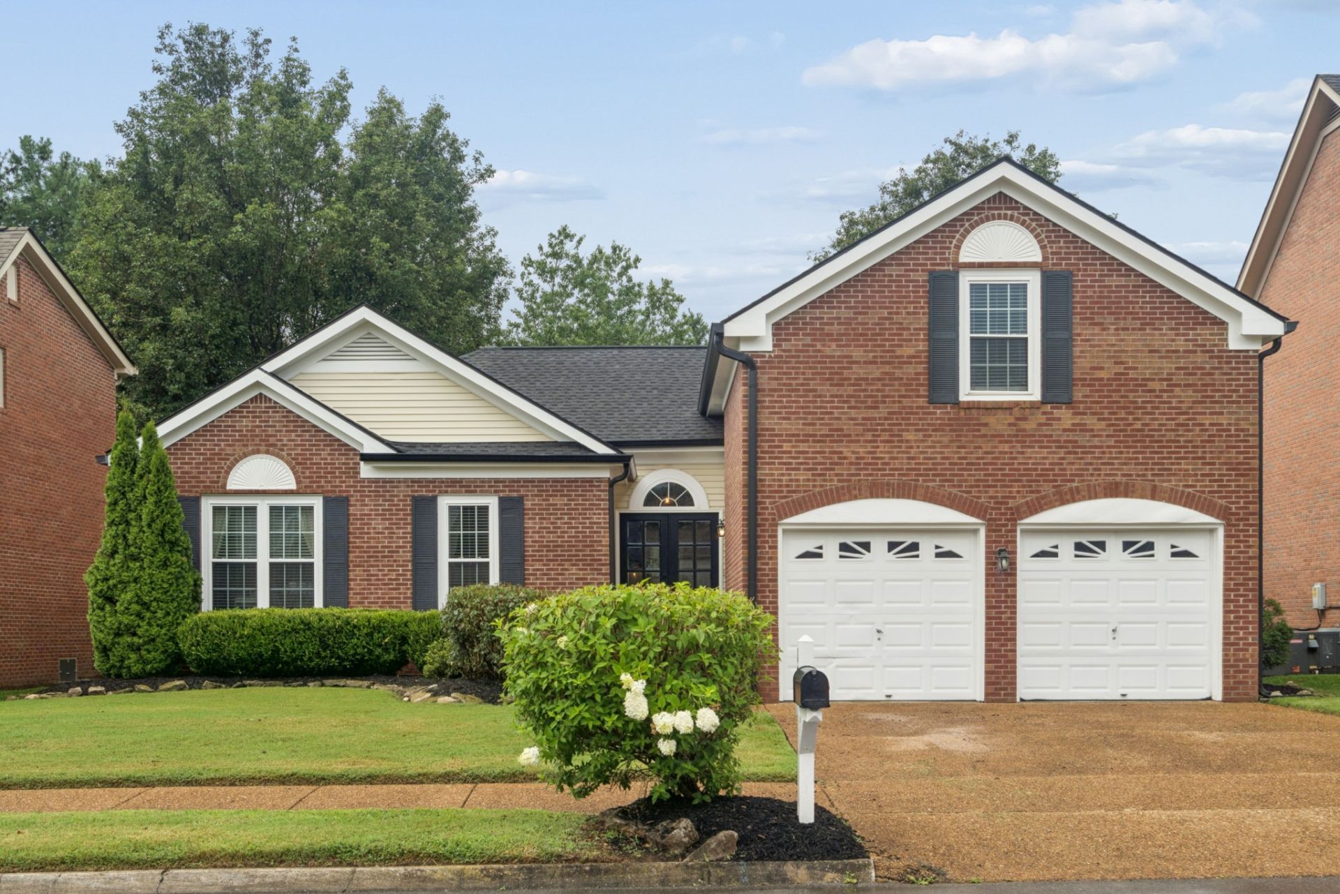 176 Crestfield Pl, Franklin, TN 37069 Main Photo