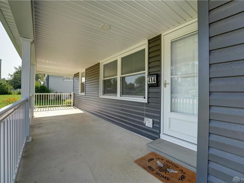 414 E Harmon Drive, Greenville, OH 45331 Photo 2