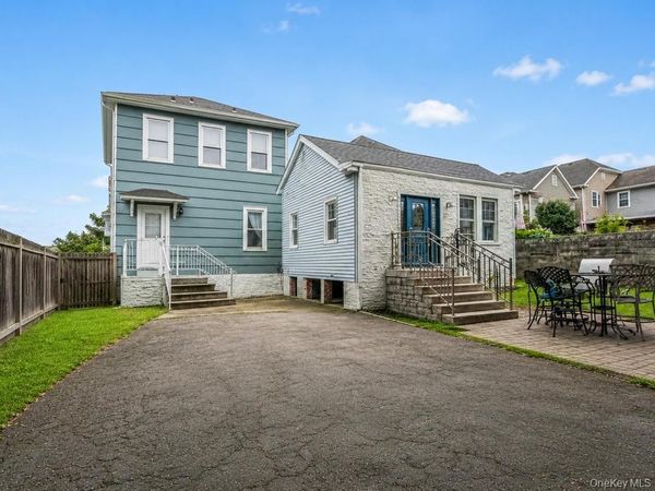 642 Park Avenue , Yonkers, NY 10703