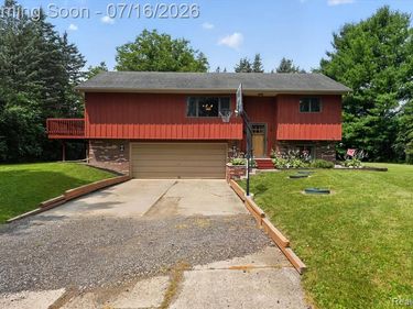 11210 Linden Road, Fenton Twp, MI 48451