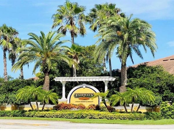 5060 Fairways Circle, Unit F202, Vero Beach, FL 32967