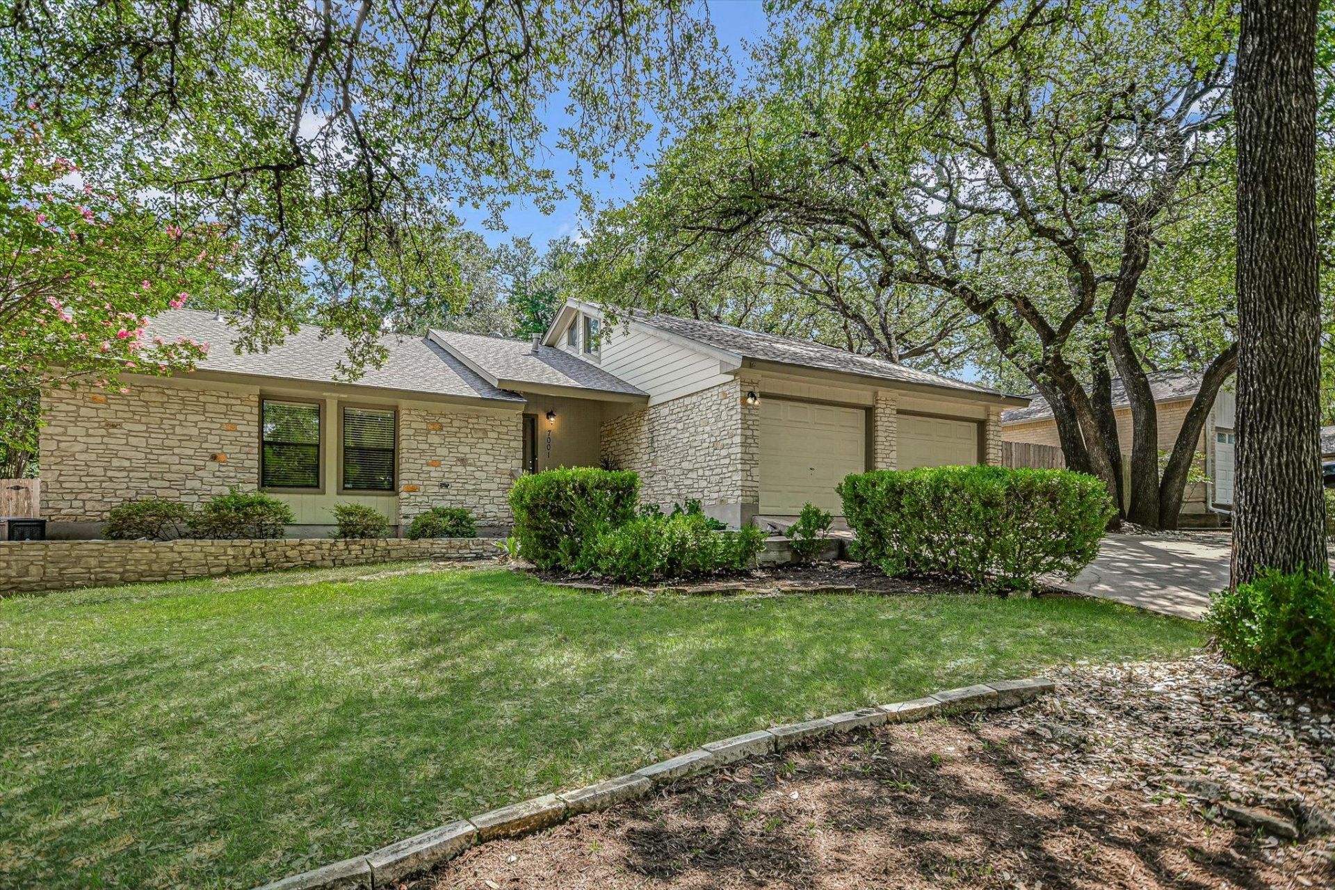 7001 Narrow Oak Trl, Austin, TX 78759 Main Photo