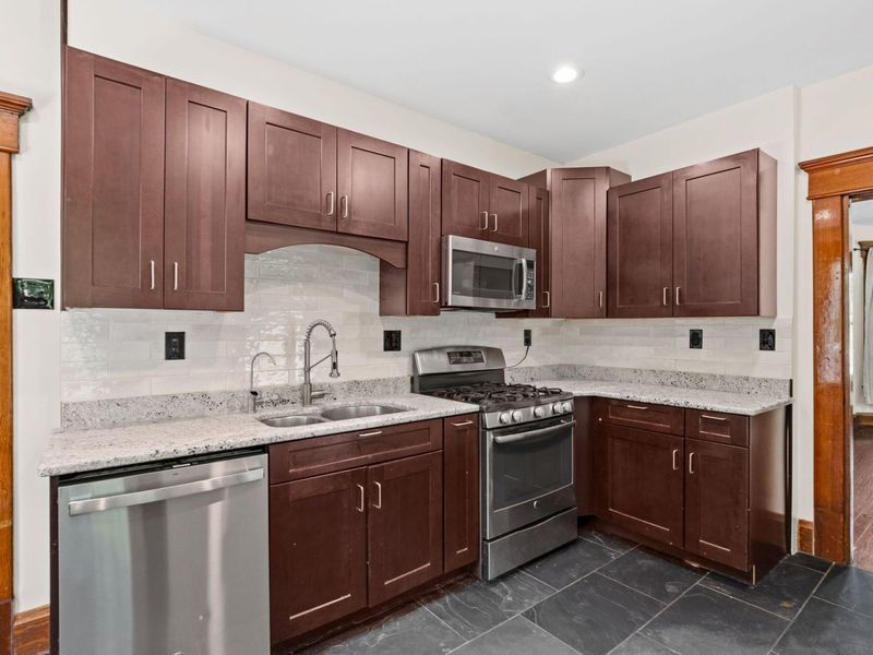 107 Price Road, Columbus, OH 43230 Photo 8