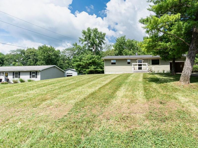 465 Vernon Drive , Chillicothe, OH 45601 Photo 3